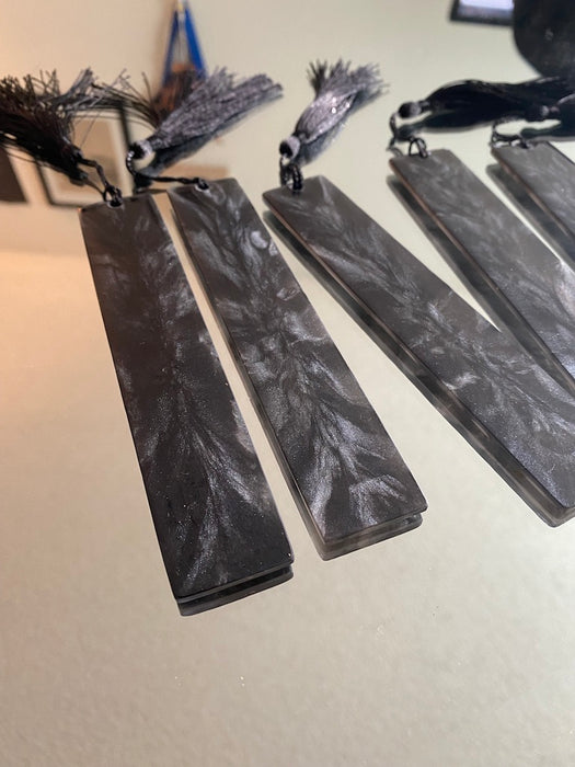 Monogram Marbled Resin Bookmarks with Tassels - White/Black Marbling — San  José Made
